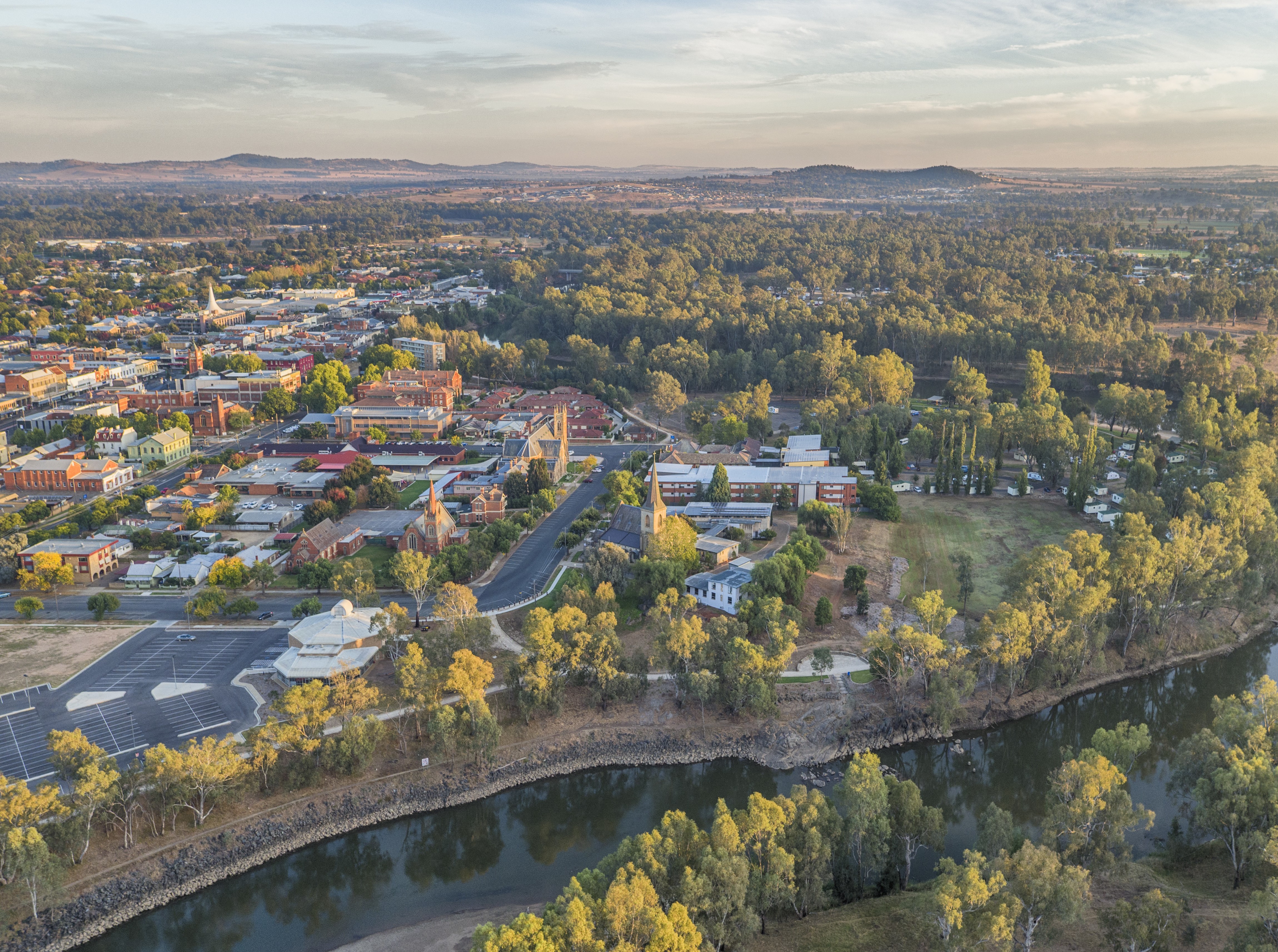 An aerial photo of Wagga Wagga Township